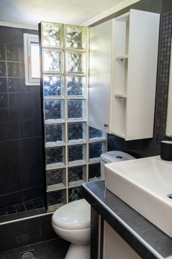 Elena 4 Apartment เนอาเปรามอส ภายนอก รูปภาพ