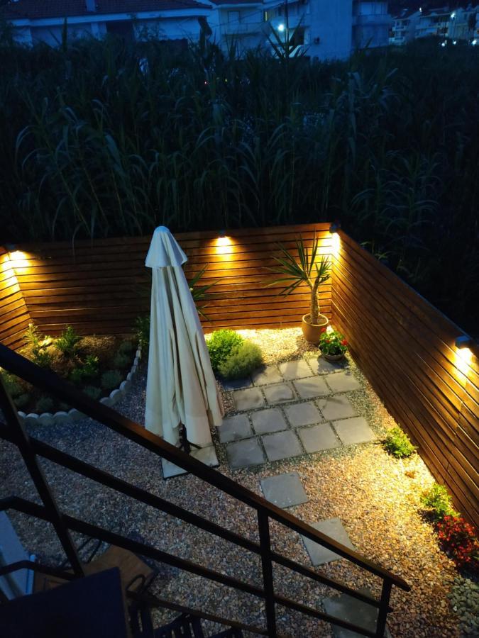 Elena 4 Apartment เนอาเปรามอส ภายนอก รูปภาพ